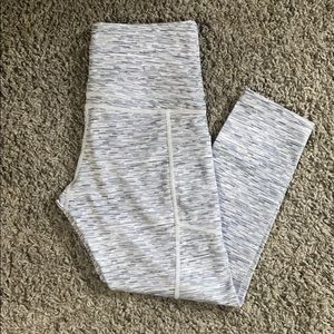 ZYIA light n tight capri Sz 4